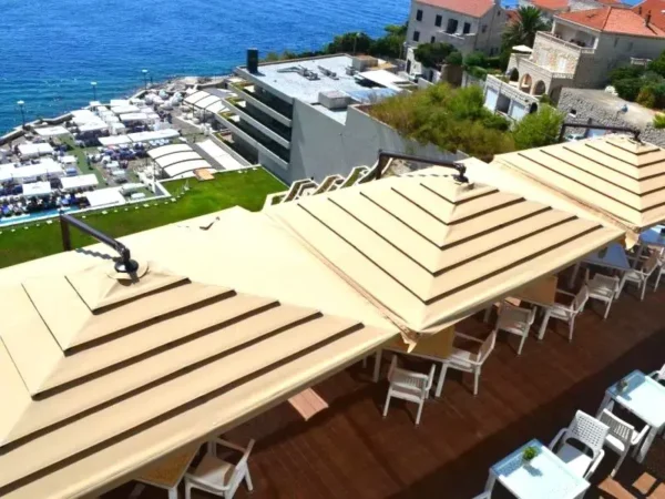 Bordeaux Cantilever Parasol